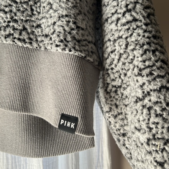 Victoria secret PINK sweater - Picture 2 of 5